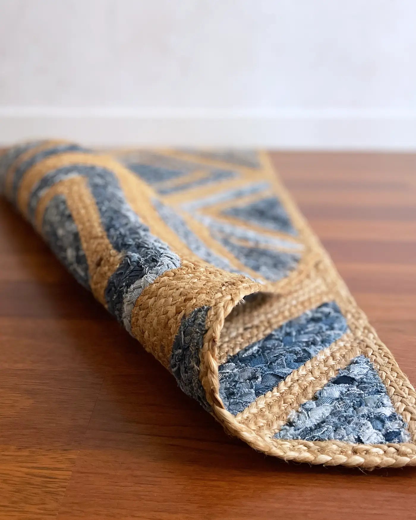 Alfombra Artesanal de Yute y Algodón Azul