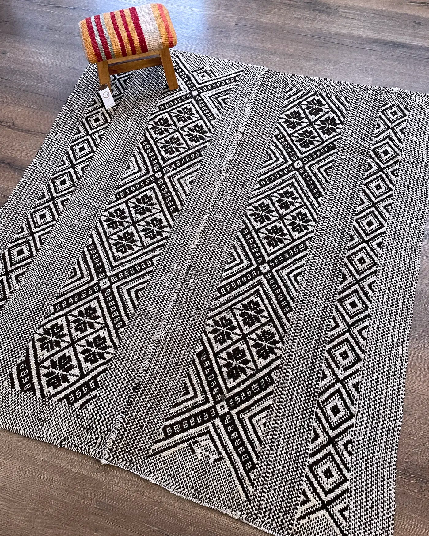 Alfombra Étnica Colores Naturales 152x135
