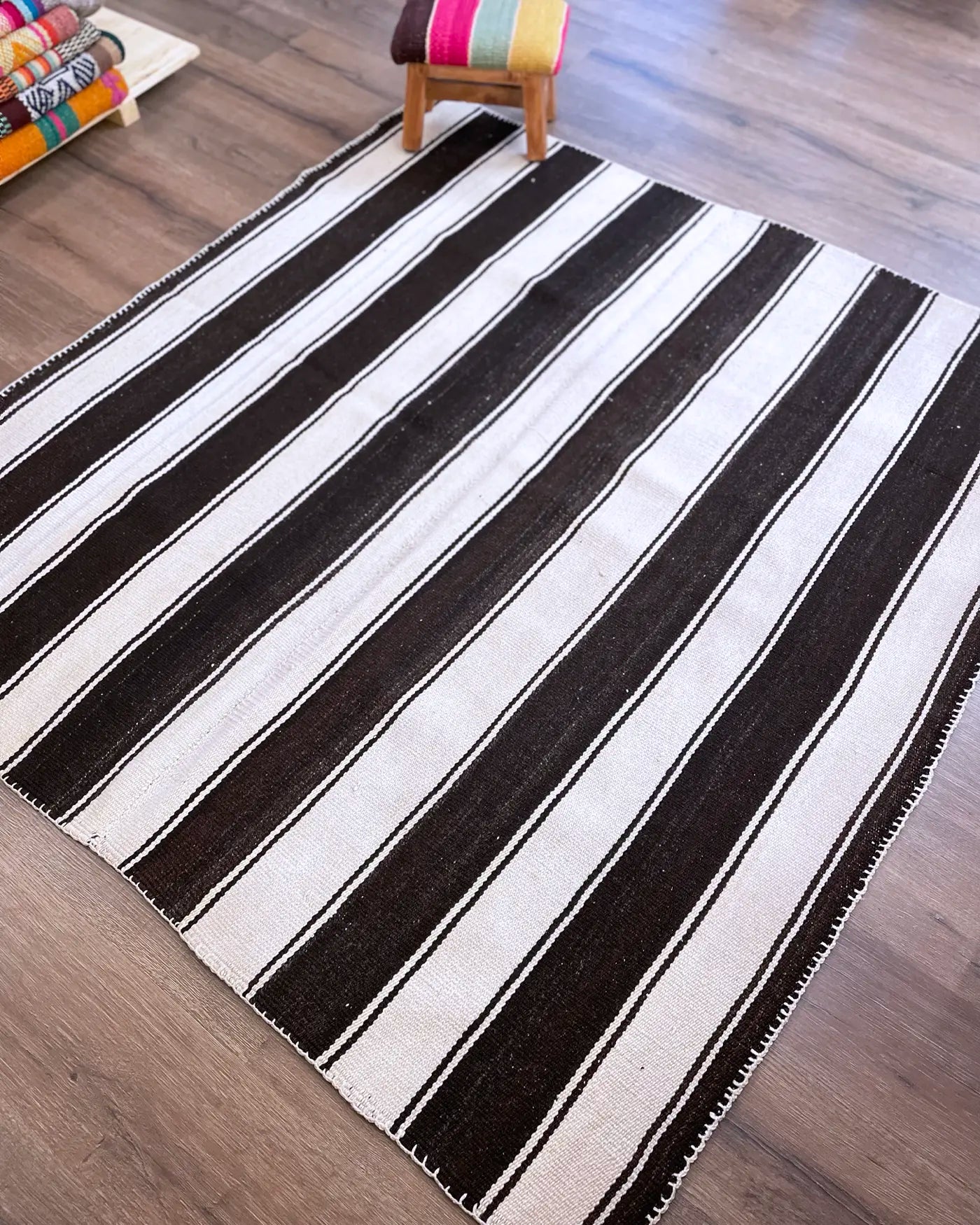 Alfombra Artesanal a Rayas Beige y Marrón 167×155