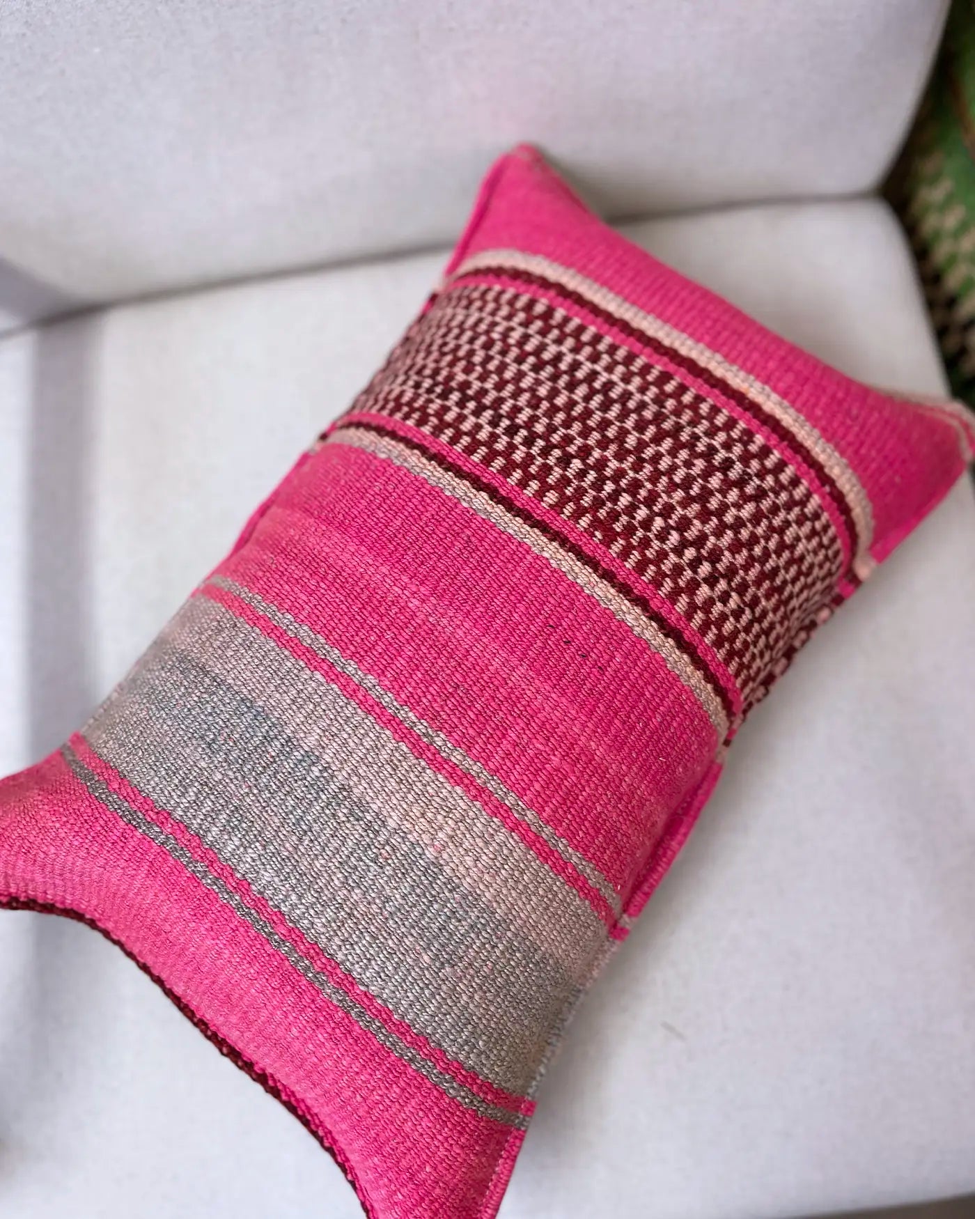 Cojín Étnico Peruano Rosa y Verde 30x50