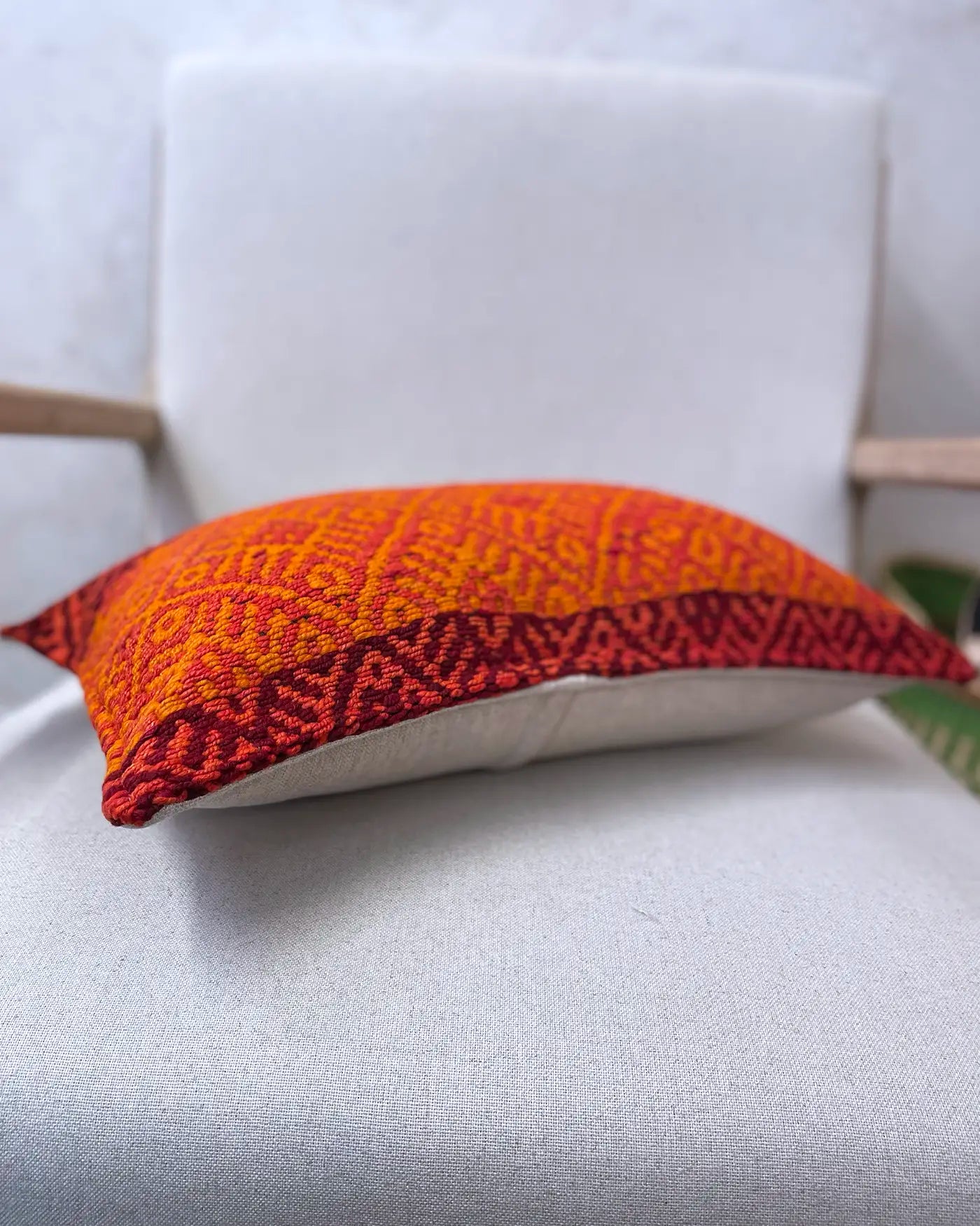 Cojín Étnico Peruano Naranja y Granate 30x50
