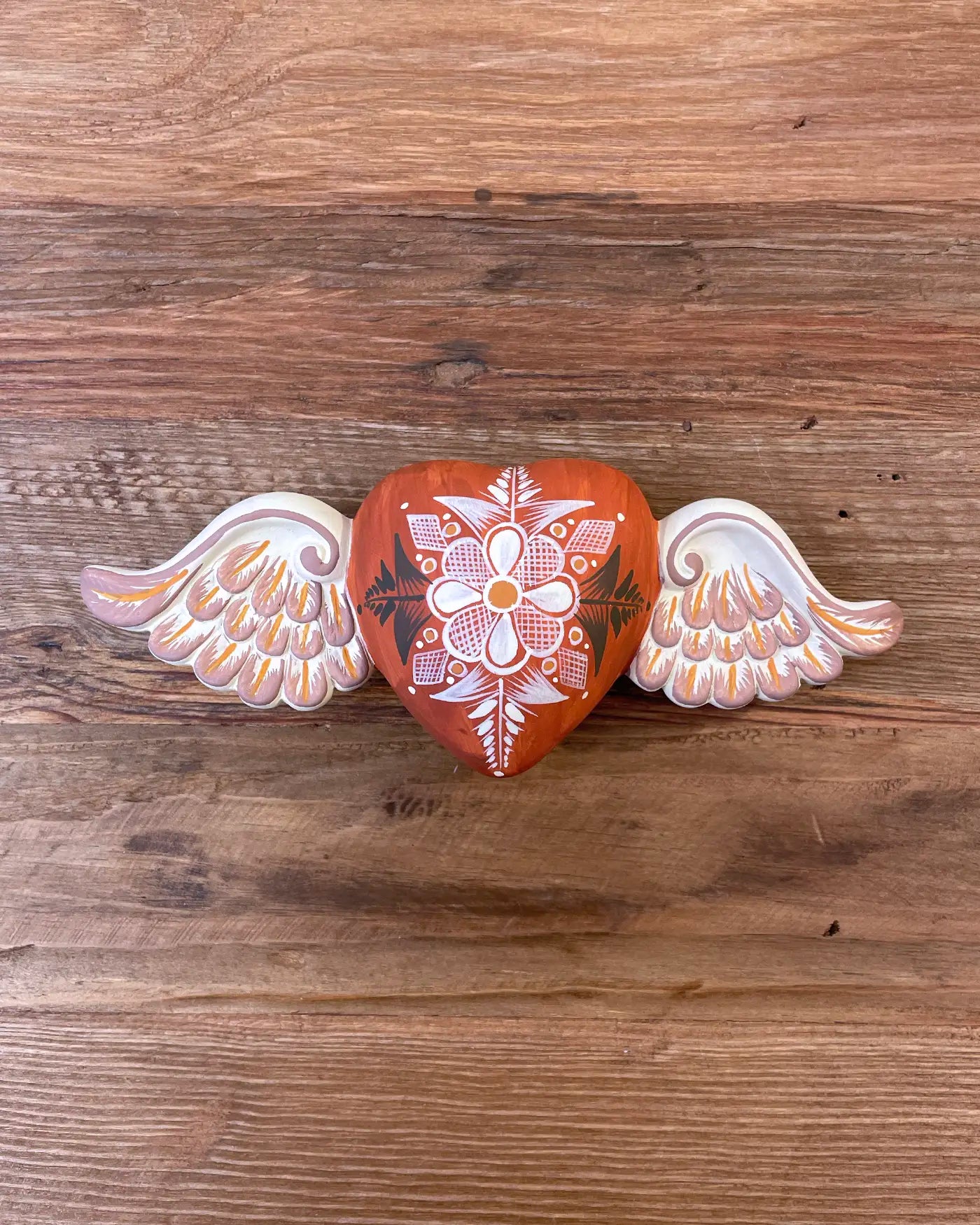 Corazón Pintado a Mano Peruano Caldera