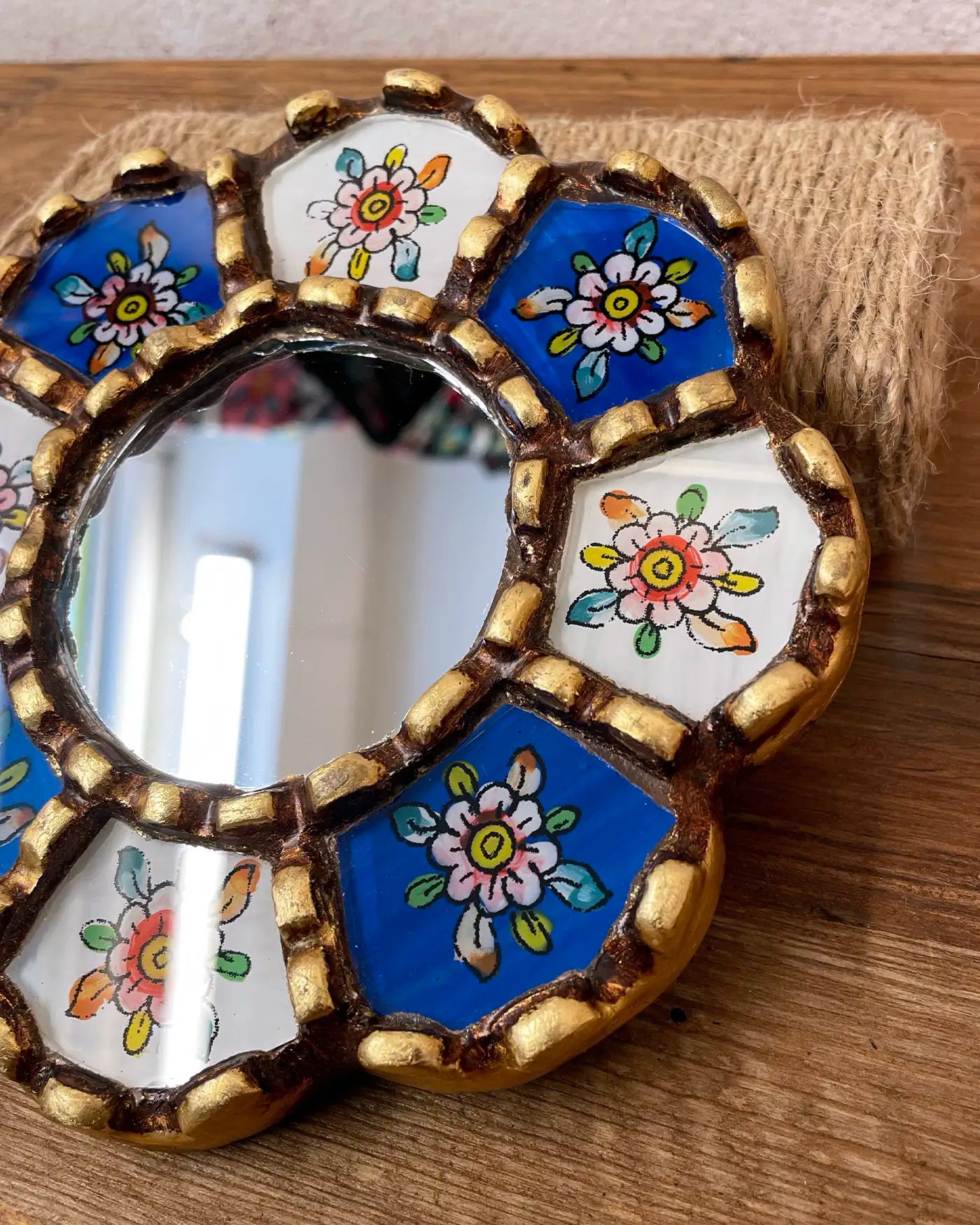 Espejo Peruano Pintado a Mano Azul y Blanco