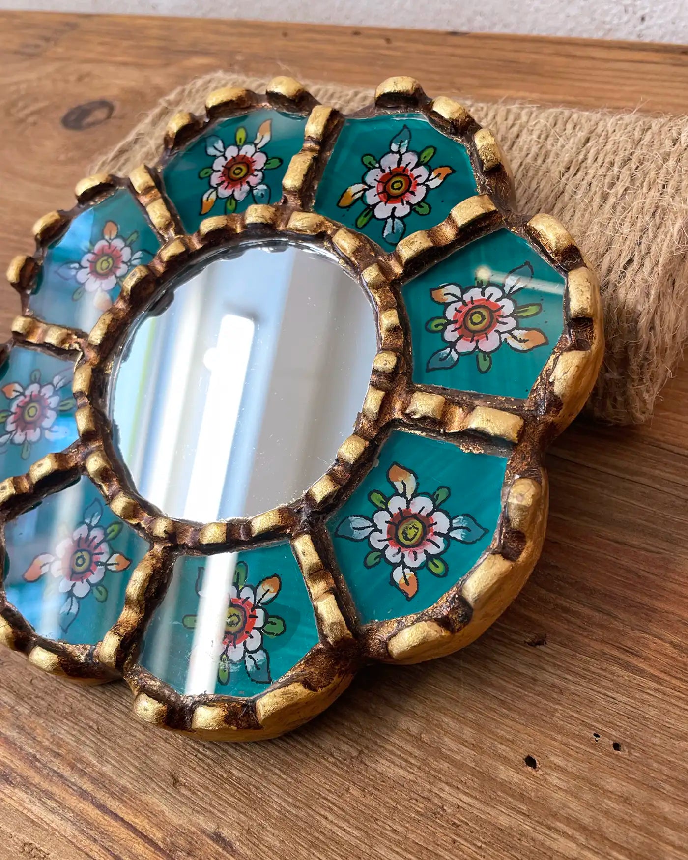 Espejo Pintado a Mano Peruano Verde