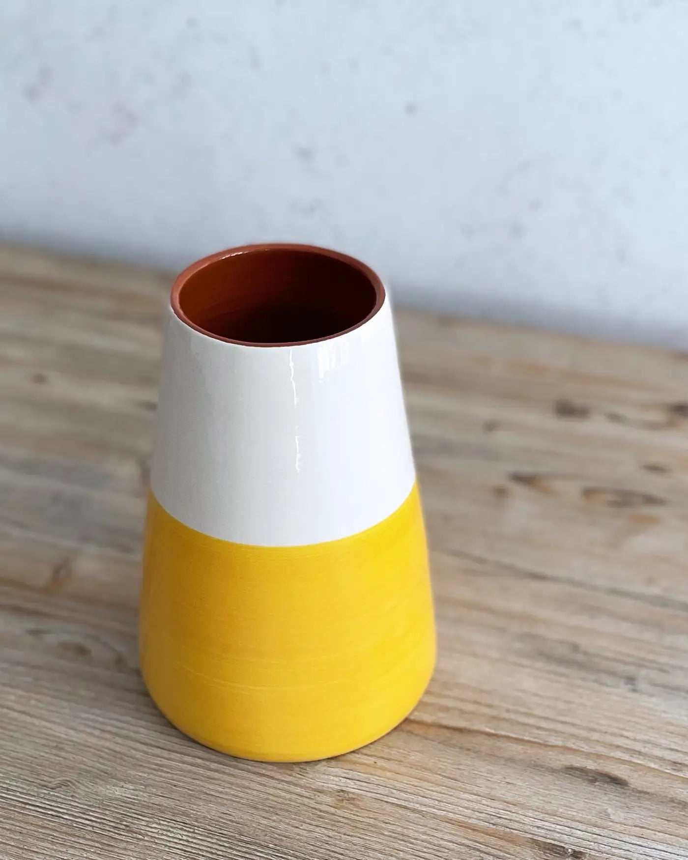 Jarrón Artesanal Vulcano Amarillo y Blanco L