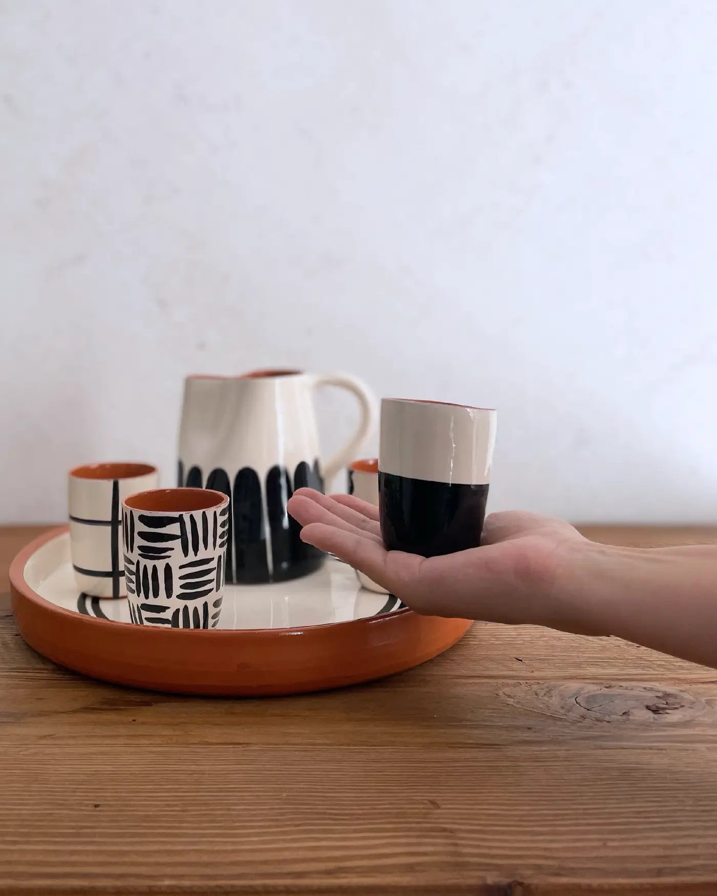 Set de Vasitos de Café con Jarra Artesanales