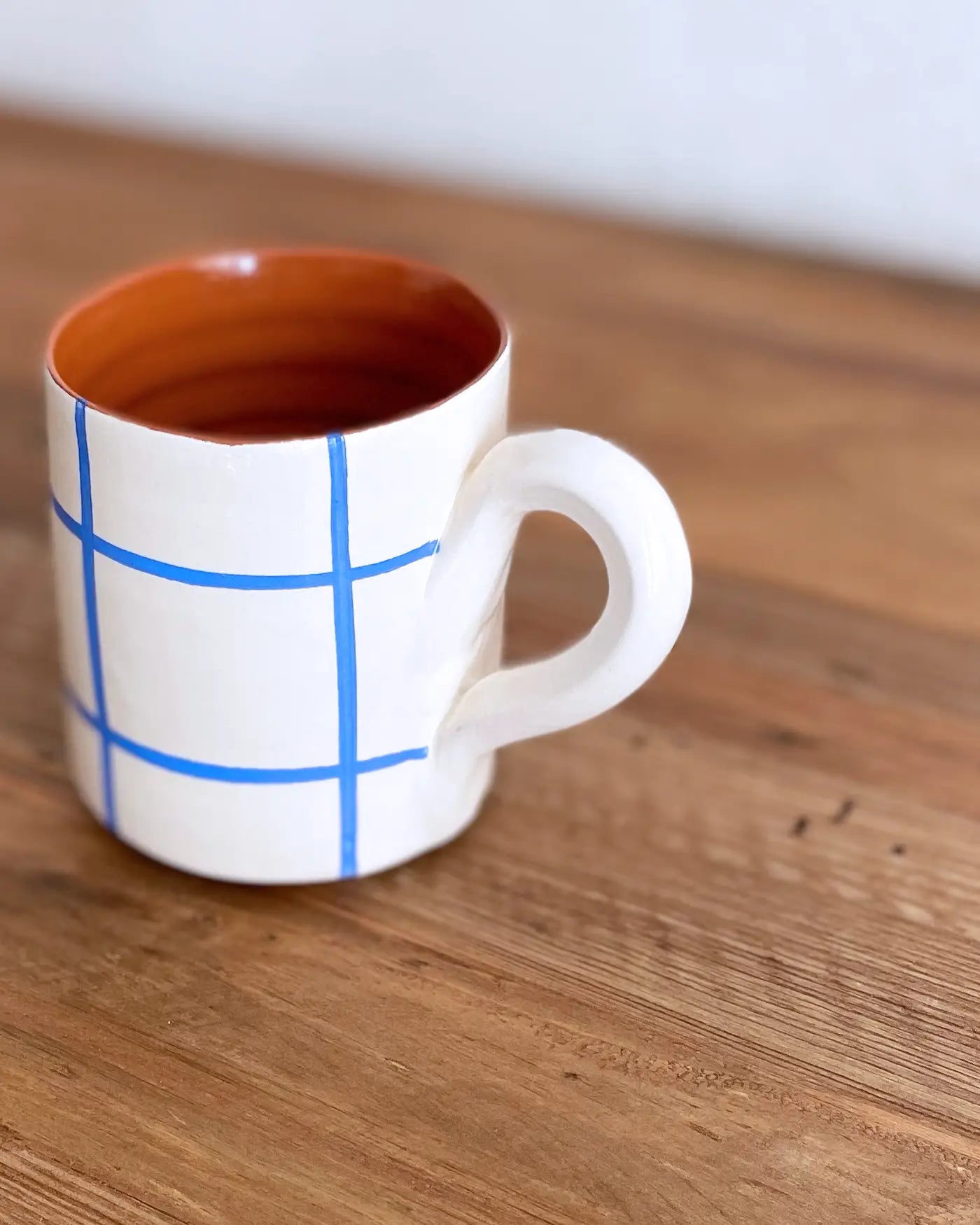 Taza de Cerámica Artesanal Cuadros Azul Celeste