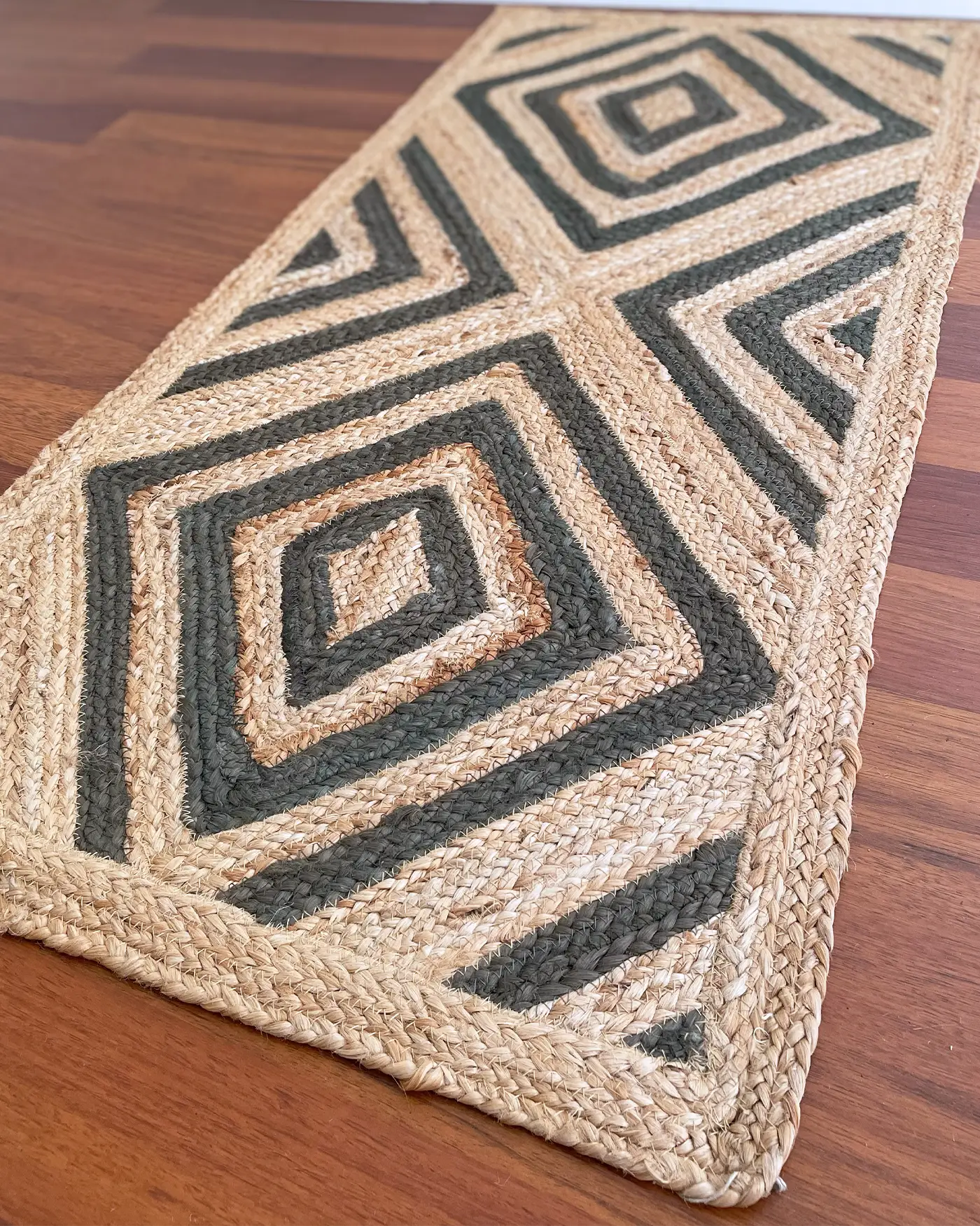 Alfombra Artesanal de Yute Natural y Verde