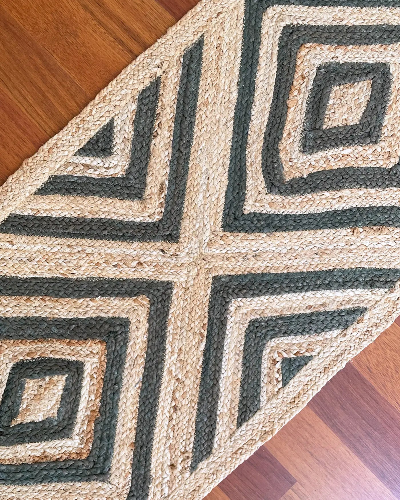 Alfombra Artesanal de Yute Natural y Verde