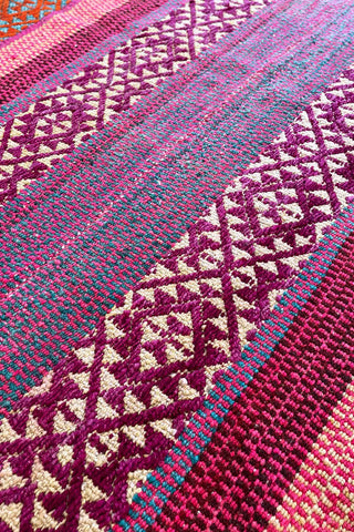 Alfombra étnica peruana lila 172x157 cm