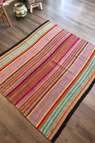 Alfombra étnica multicolor 164x145 cm