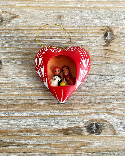 Peruvian Handmade Nativity Scene Red Star