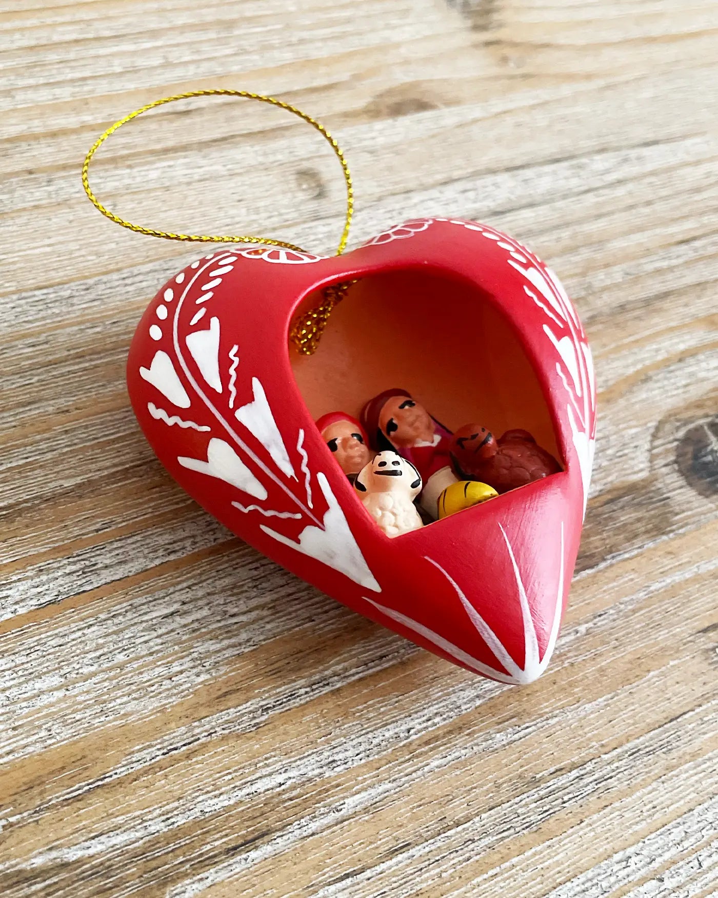 Peruvian Handmade Nativity Scene Red Star