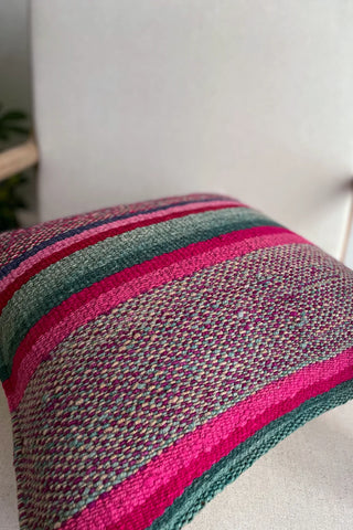 Cojín peruano a rayas multicolor