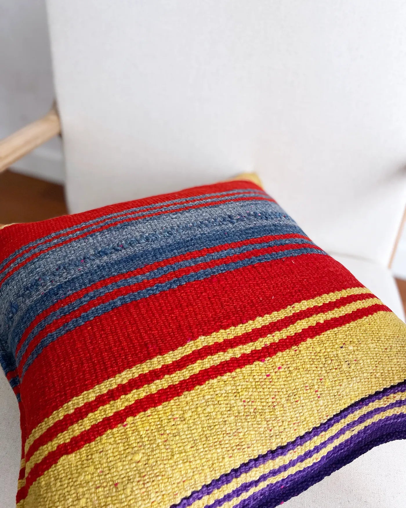 Cojín Étnico Peruano Azul y Rojo 50x50