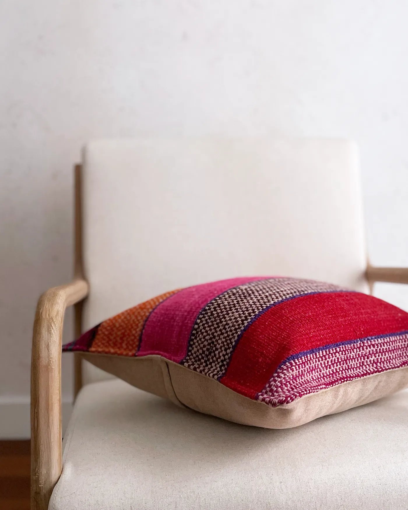 Cojín Étnico Peruano Rosa y Naranja 50x50