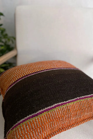 Cojín peruano étnico naranja y marrón