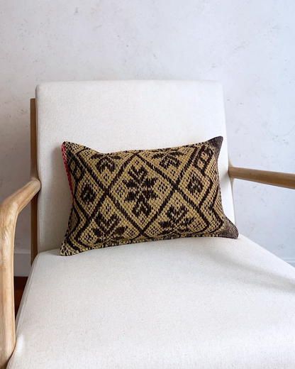Cojín Artesanal Étnico Amarillo y Negro 30x50