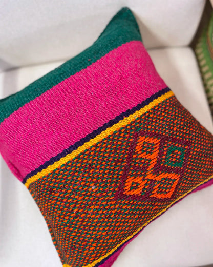 Cojín Étnico Peruano Rosa y Verde 50x50