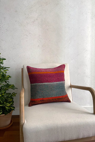 Cojín peruano a rayas multicolor