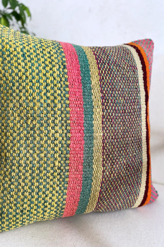 Cojín peruano amarillo y verde