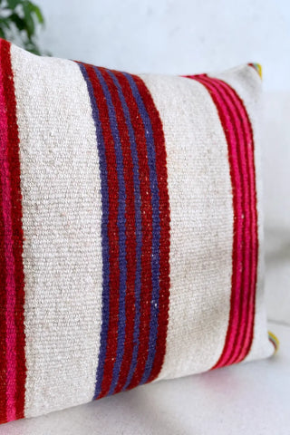 Cojín peruano beige y rojo