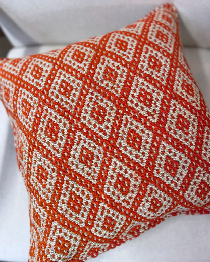 Cojín Étnico Peruano Naranja y Beige 50x50