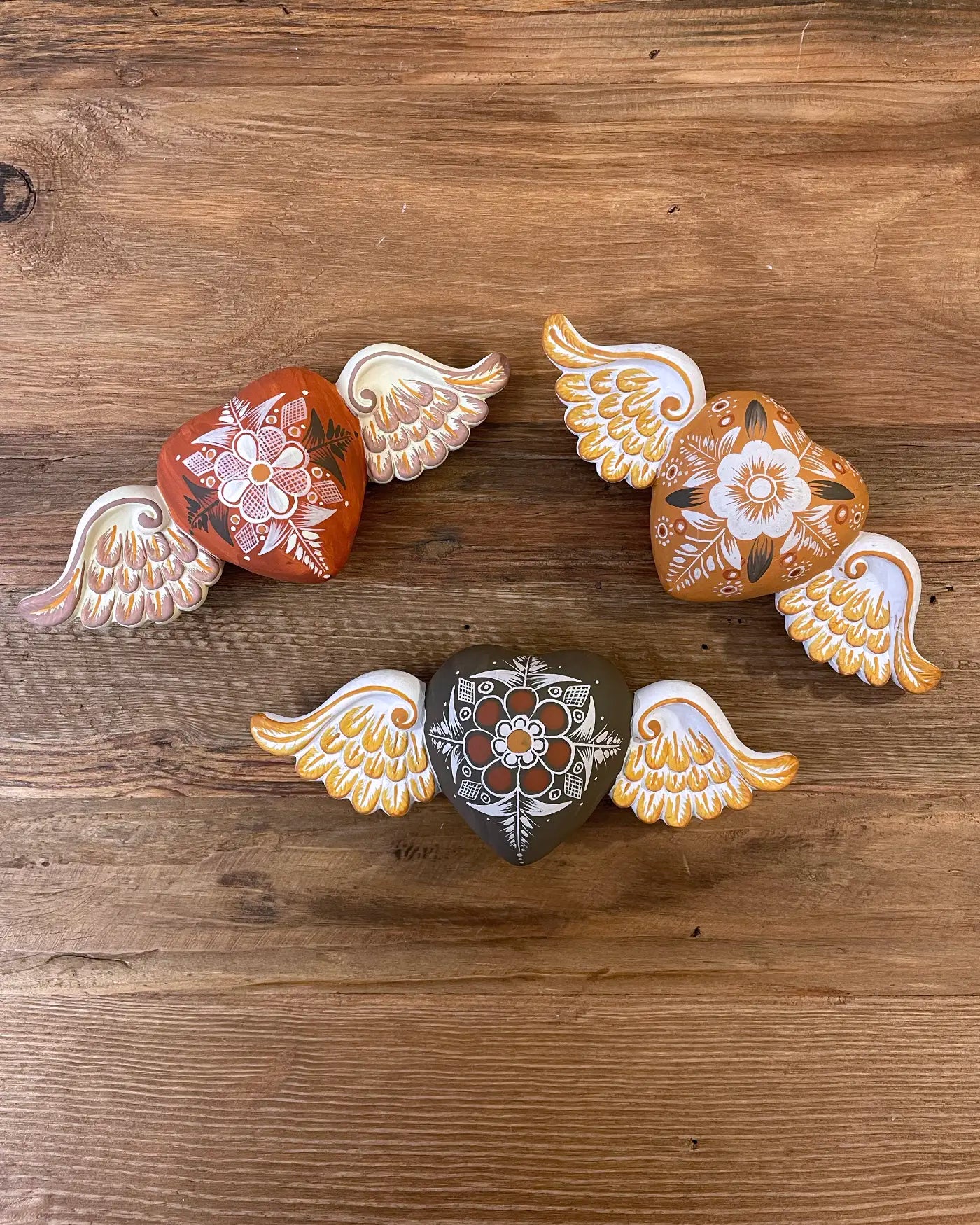 Corazón Pintado a Mano Peruano Naranja