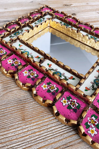 Espejo peruano pintado a mano, 30 cm - Fucsia