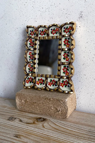 Espejo peruano pintado a mano, 20 cm - Marfil