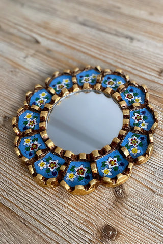 Espejo peruano pintado a mano, 20 cm - Celeste