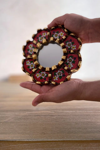 Espejo peruano pintado a mano, 15 cm - Rojo Fresa