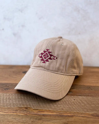 Gorra original con bordado étnico Beige y Burdeos
