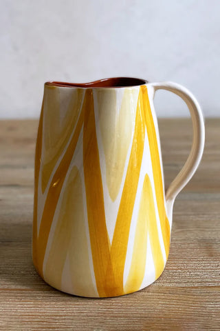 Jarra de cerámica Triángulo Doble, 1 L - Ocre