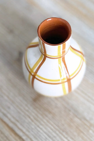 Jarroncito artesanal Cuadros, 13 cm - Ocre y Tierra