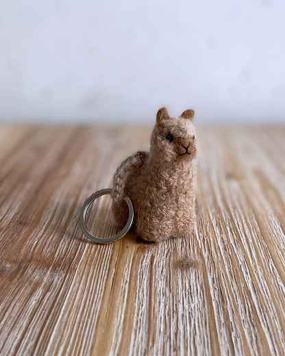 Llavero Artesanal Alpaquita Camel