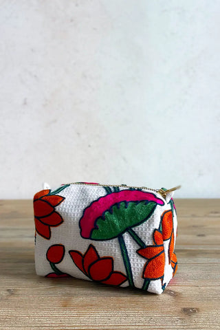 Neceser bordado rosa y naranja