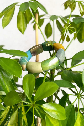 Pulsera de semillas de palmera