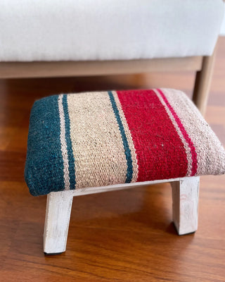 Taburete pequeño con tejido peruano - Rojo y Verde