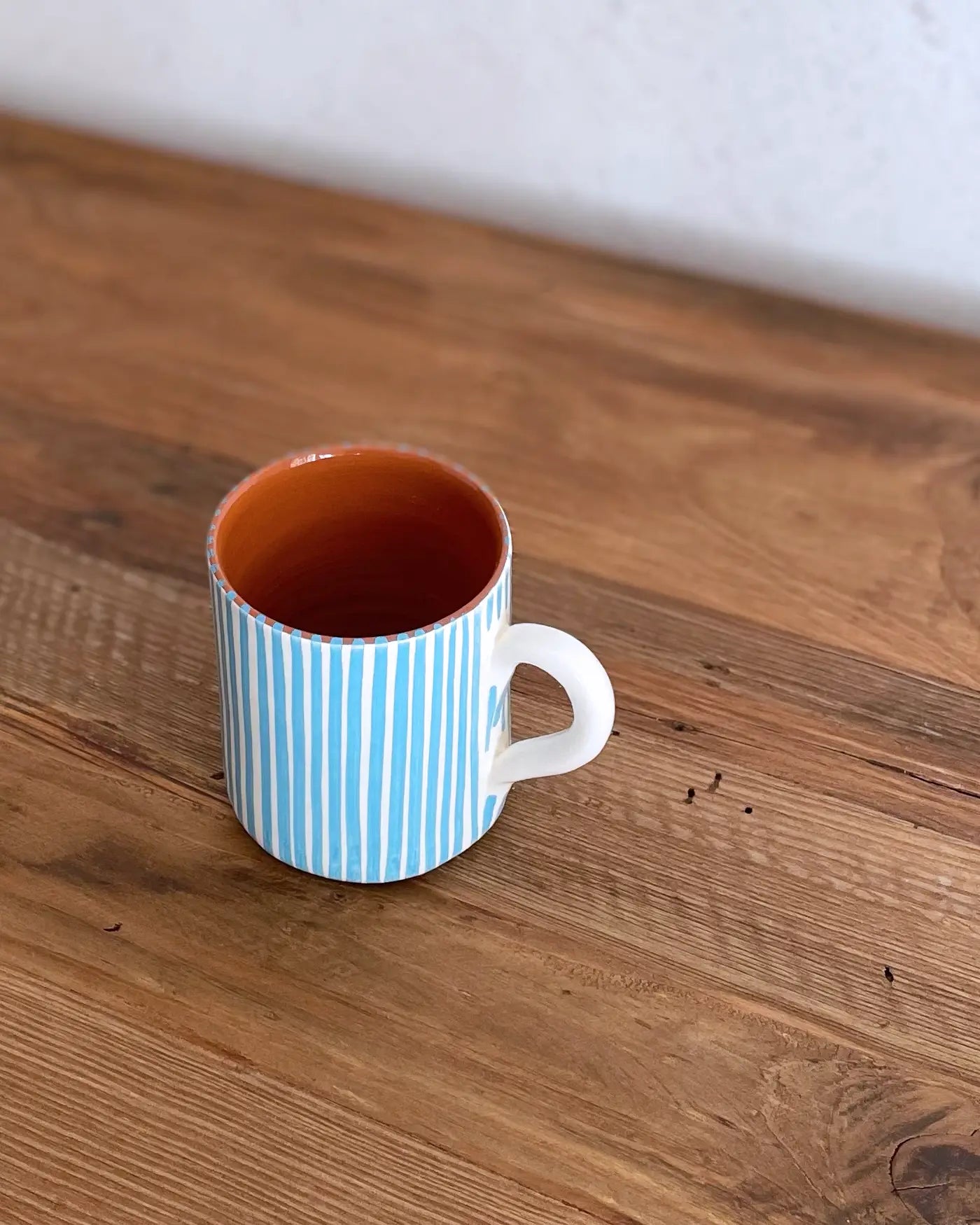 Taza Artesanal de Cerámica Rayas Azul Celeste