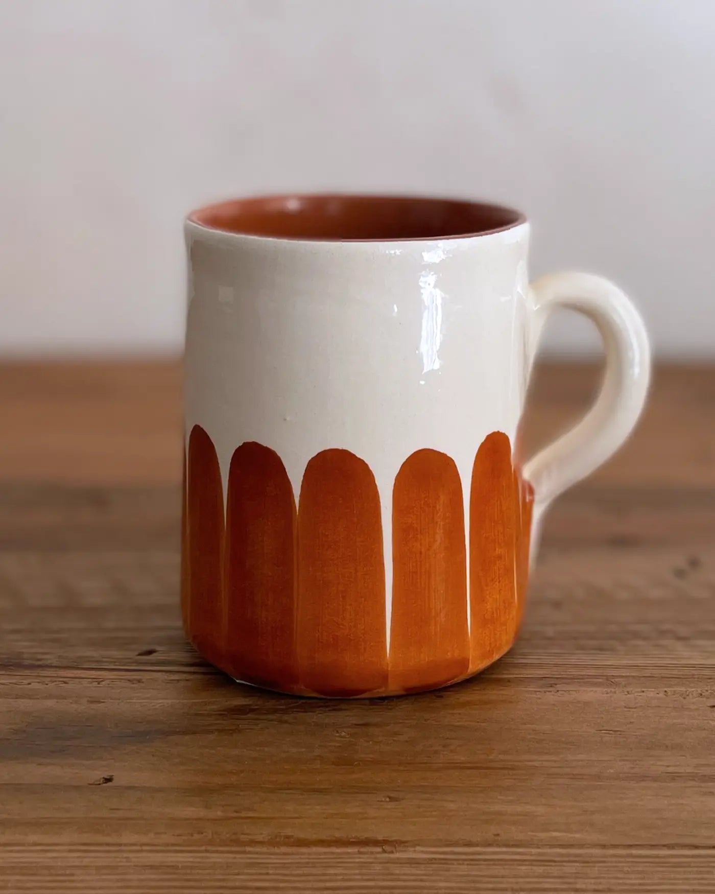 Taza Artesanal de Cerámica Dedos Marrón