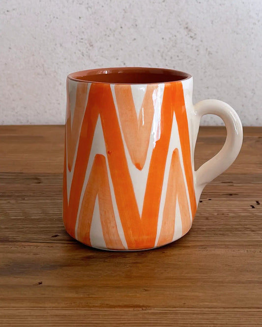 Taza de Cerámica Artesanal Triángulos Naranja