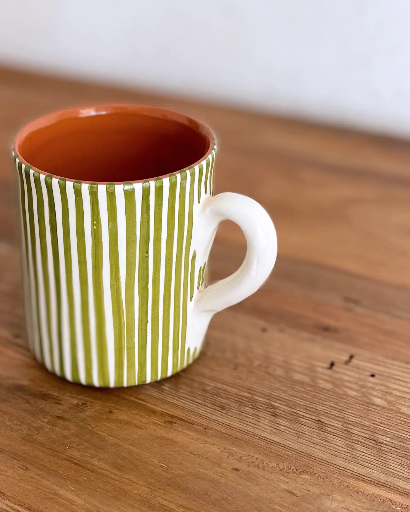 Taza Artesanal de Cerámica Rayas Verde