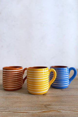Taza artesanal grande Rayas Horizontales, colores diferentes