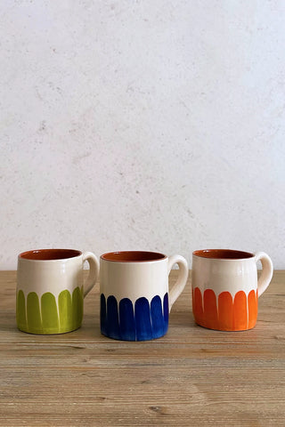 Taza artesanal mediana Dedos, colores diferentes