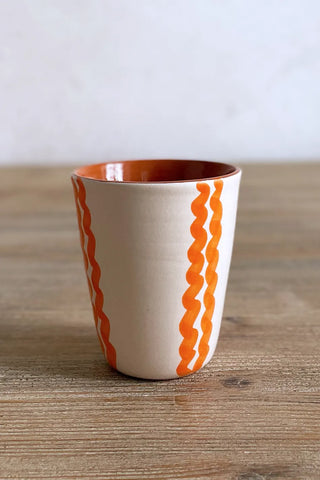 Vaso de cerámica mediano Ondas, colores diferentes