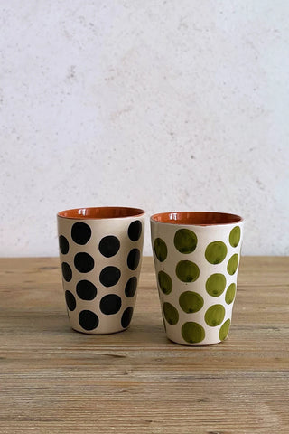 Vaso de cerámica grande Lunares, colores diferentes